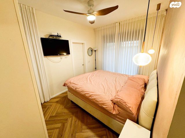 דירת גן, קריניצי 102, שכונת בן גוריון, מרכז העיר ג', רמת גן