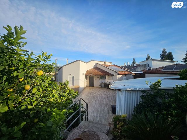 בית פרטי/ קוטג', קורנית 24, אילנות, מעלות תרשיחא