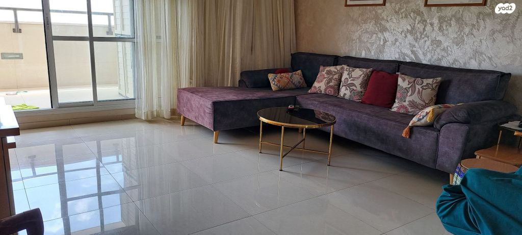 דירה, דרך צמח השדה 68, צמח השדה, מעלה אדומים