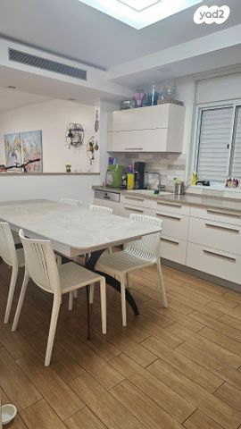 דירת גן, נחמן סירקין 17, רובע ט"ו, אשדוד