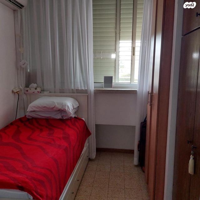 דירה, רוטשילד 4, רמב"ם, ראשון לציון