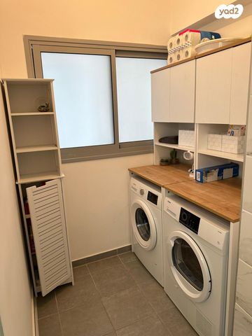 דירה, לוטם 1, הפרחים, חריש