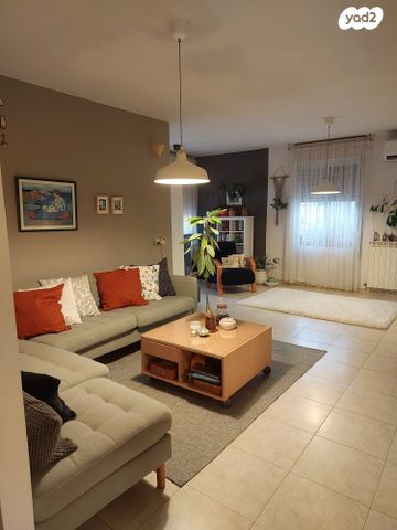 דירה, אצ"ל 9, הגבעה הצרפתית, גבעת שפירא, ירושלים