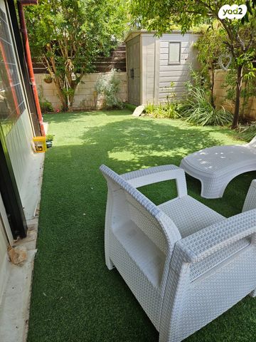 בית פרטי/ קוטג', נופר 11, עין שרה, נהריה