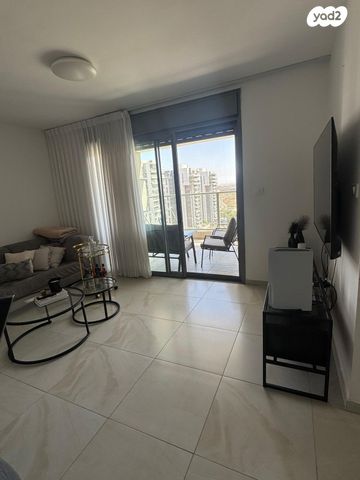 דירה, שלום דנינו 8, נתיבות מערב, נתיבות