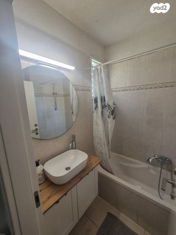 בנימין מינץ 14