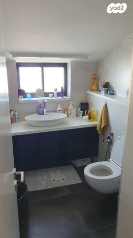 גג/ פנטהאוז, ראול ולנברג 5, רמת אשכול, חיפה