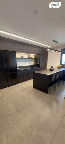 דירה, שדרות הרצל 50, נאות שמיר, יבנה