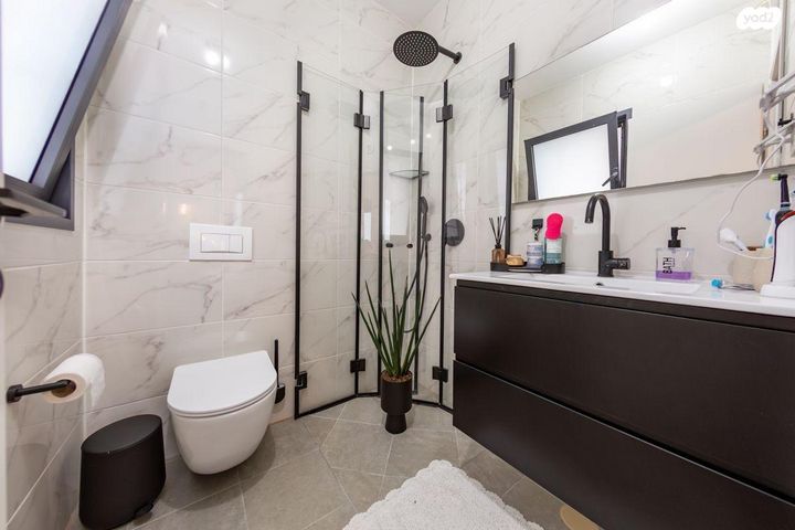 דירה, שדרות הרצל 50, נאות שמיר, יבנה