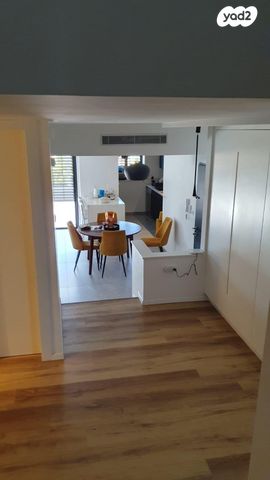 גג/ פנטהאוז, ראול ולנברג 5, רמת אשכול, חיפה