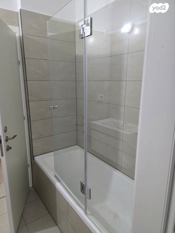 הרב שלום שבזי 229