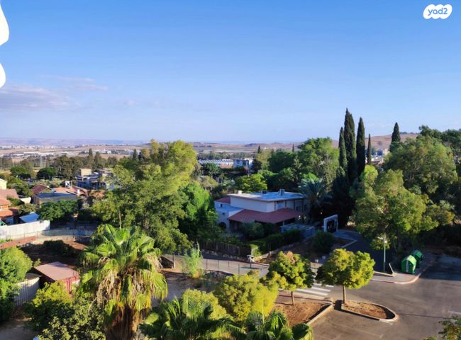 דירה, החסידה 4, שאר העיר, חצור הגלילית