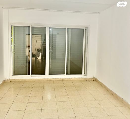 שדרות בן גוריון 15