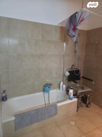 דירה, דגל ראובן 23, כפר גנים א, פתח תקווה