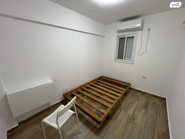 דירה, שמעון בר גיורא 9, שכונה ד', באר שבע