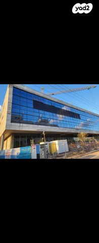 שדרות צורן 9