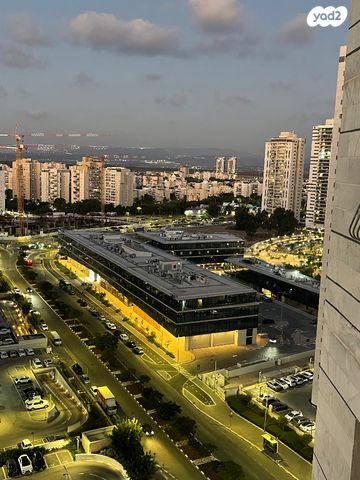 משרדים, שושנה דמארי 1, משכנות האומנים, קרית מוצקין