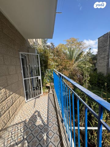 דירה, חיים נחמן ביאליק, בית הכרם, רמת בית הכרם, ירושלים