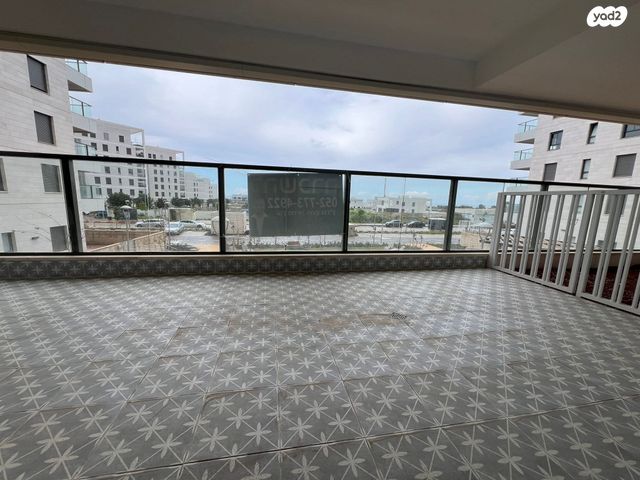 דירה, אלמוג, אכזיב, נהריה