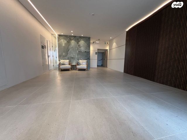 דירה, אלמוג, אכזיב, נהריה