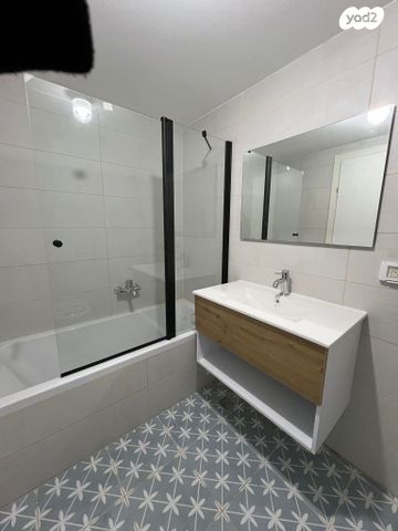 דירה, אלמוג, אכזיב, נהריה