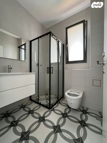 דירה, אלמוג, אכזיב, נהריה