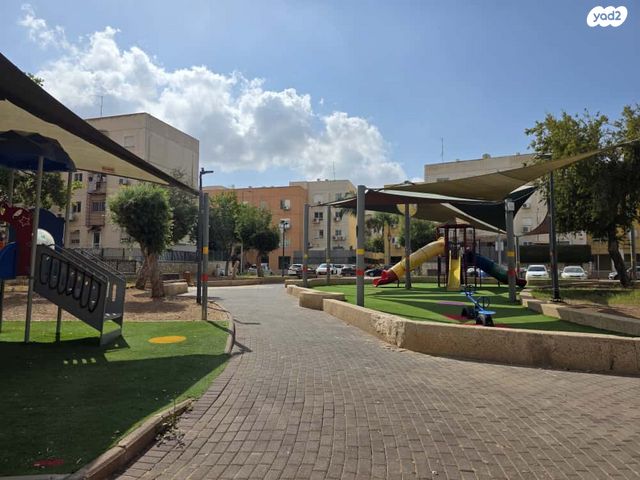 דירה, אקסודוס, ההעפלה, קרית גת