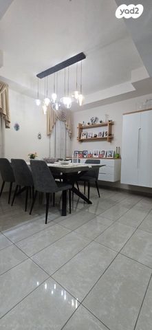 דו משפחתי, משה שרת, קרית חיים מזרחית, חיפה