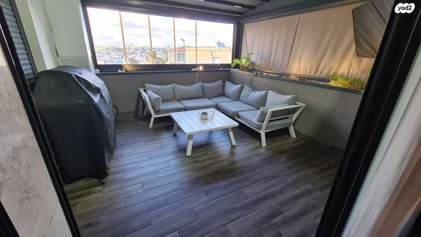 דירה, הסיגלית, גילה, ירושלים