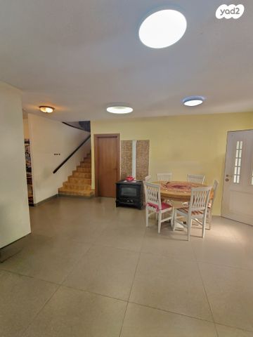 בית פרטי/ קוטג', אלקנה