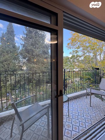 דירה, חיים נחמן ביאליק, בית הכרם, רמת בית הכרם, ירושלים