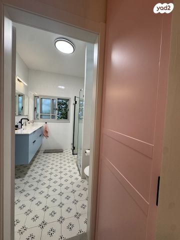 דירה, חיים נחמן ביאליק, בית הכרם, רמת בית הכרם, ירושלים