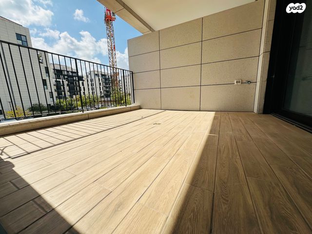 דירה, תרצה אתר, נווה זמר, רעננה