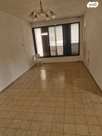 דירה, צה"ל 32, פתח תקווה