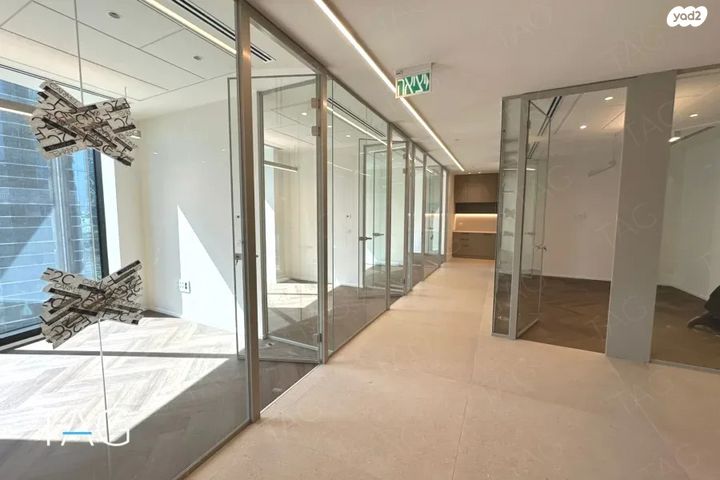 משרדים, דרך מנחם בגין 13, רמת גן