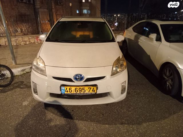 מודעת רכב טויוטה פריוס