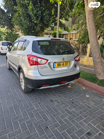 סוזוקי קרוסאובר