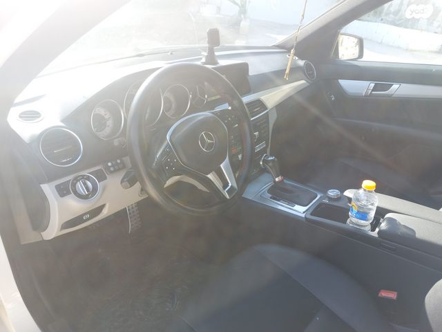 C-class Taxi Classic C 200 אוט׳ 2.1 (136 כ״ס)
