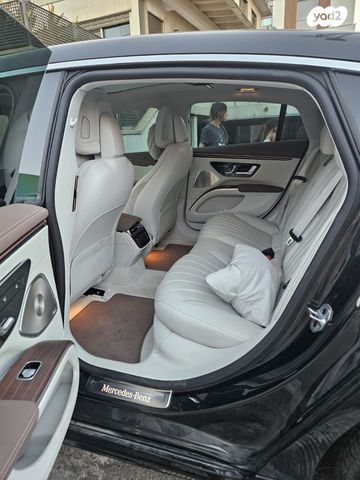 מרצדס-בנץ EQS