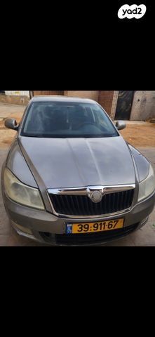 אוקטביה  BUS-MANAGER אוט׳ סדאן 1.6 (102 כ״ס)