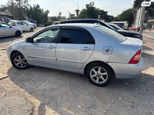 טויוטה קורולה
