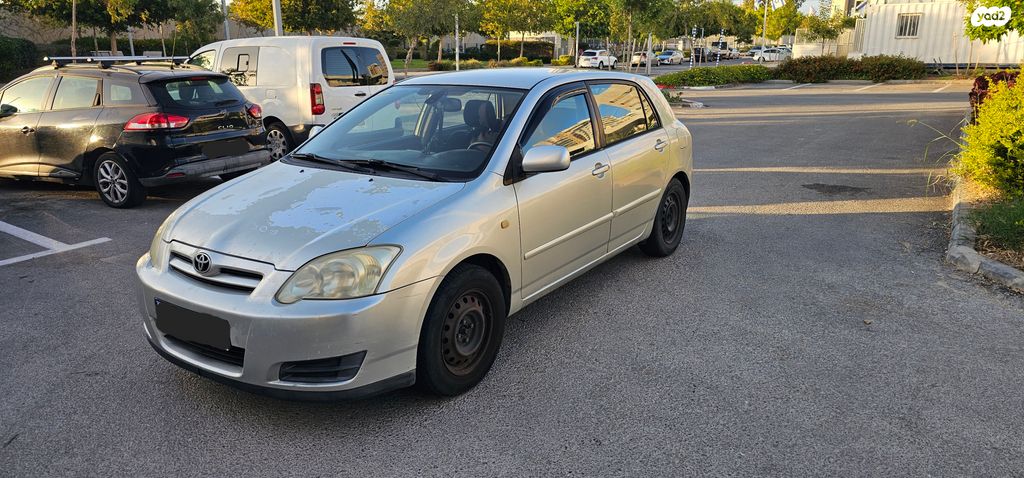 טויוטה קורולה