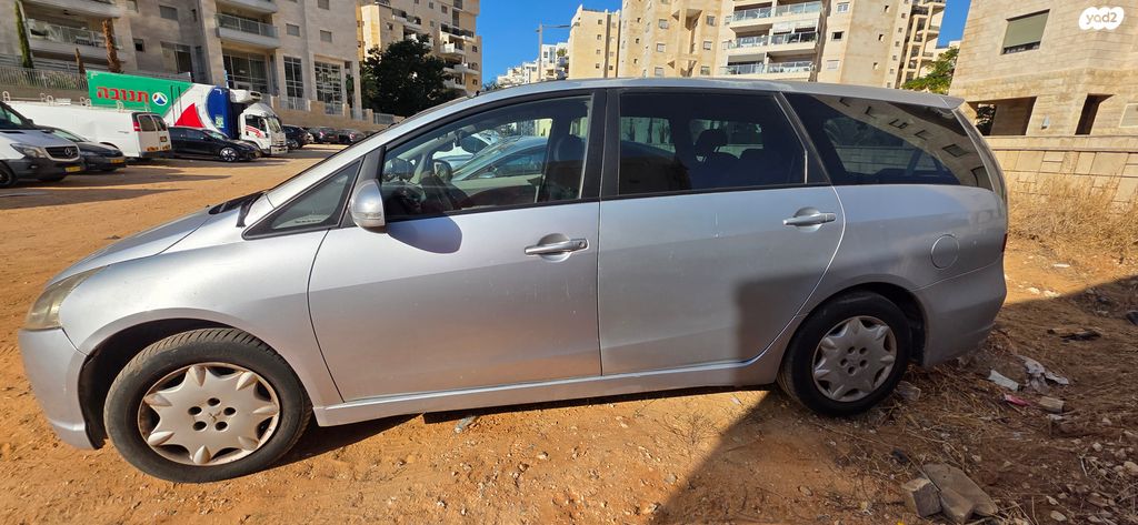 גרנדיס Executive אוט׳ 2.4 (165 כ״ס)