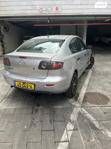 מאזדה 3