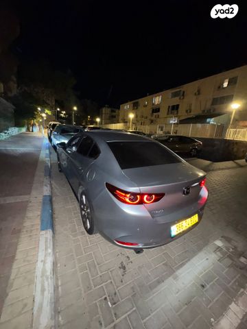 3 Spirit אוט׳ סדאן 4 דל 2.0 (165 כ״ס) [2019-2025]