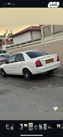 323 GLX אוט׳ סדאן 4 דל 1.6 (105 כ״ס)