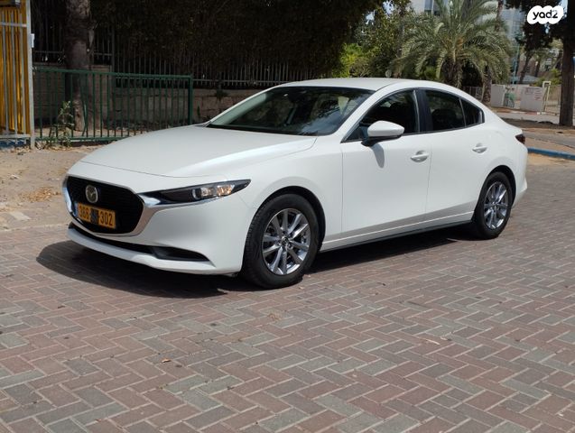 מאזדה 3