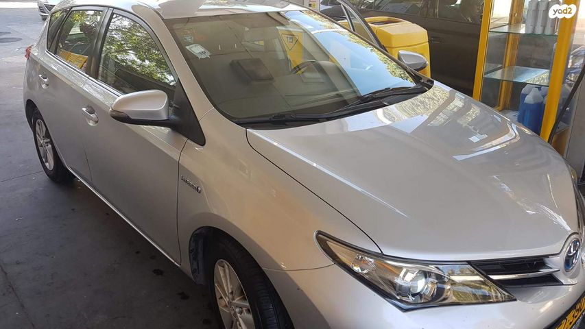 מודעת רכב טויוטה אוריס