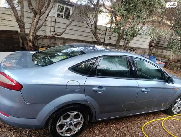 פורד מונדאו