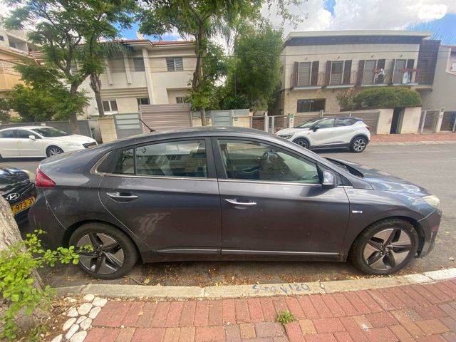 יונדאי איוניק